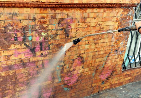 Brick Graffiti Cleaning in Dawsonville